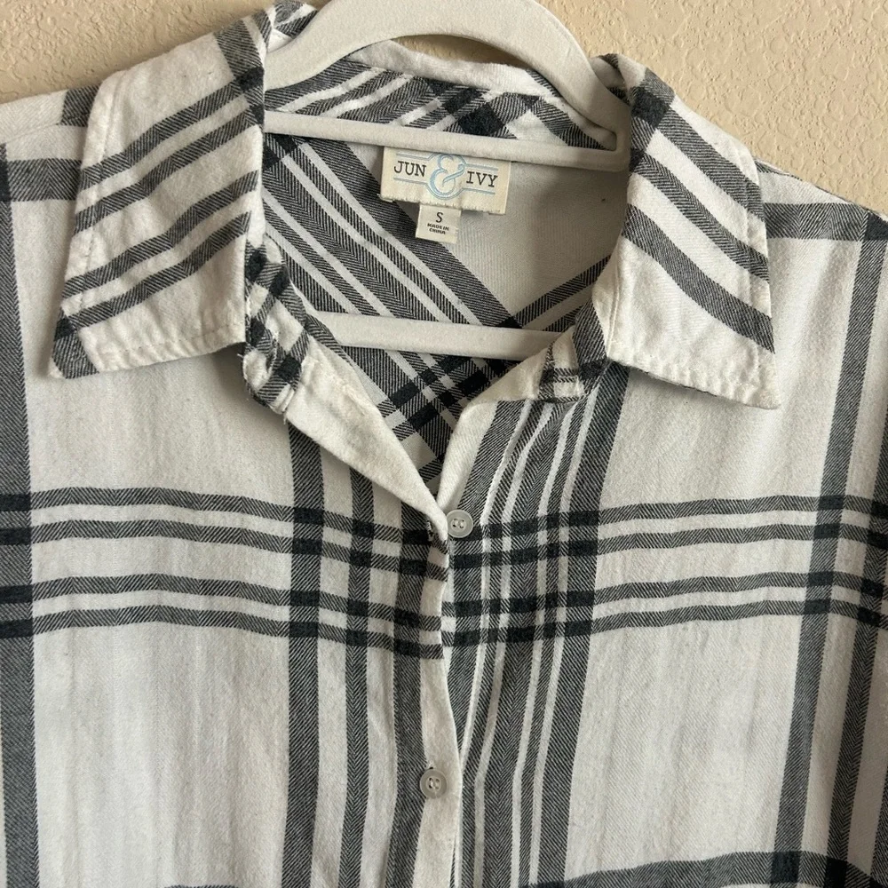 Black and White Fleece Plaid Shirt - Picture 2 of 4